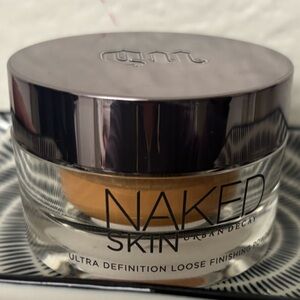 Urban Decay Naked Skin Loose Finishing Powder - Medium